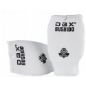DBX Bushido Ochraniacze na dłonie karate  DBX-KM White